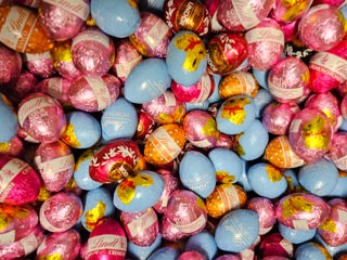 Ciocolata Lindt Lindor la pret exceptional pe kg foto 2