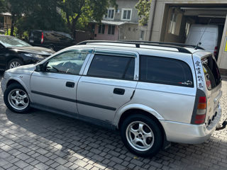 Opel Astra foto 2