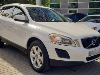 Volvo XC60 foto 2