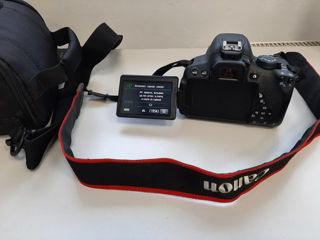 Продам Canon EOS 700D foto 4