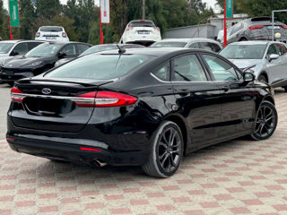 Ford Fusion foto 4