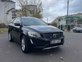 Volvo XC60 foto 2