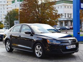 Volkswagen Jetta foto 1