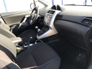 Toyota Verso foto 7