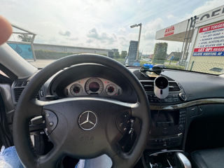 Mercedes E-Class foto 8