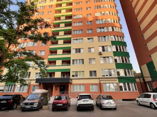 Apartament cu 2 camere, 55 m², Botanica, Chișinău foto 1