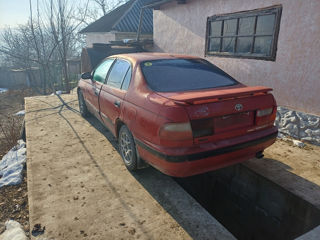 Toyota Carina foto 3