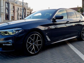 BMW 5 Series foto 8