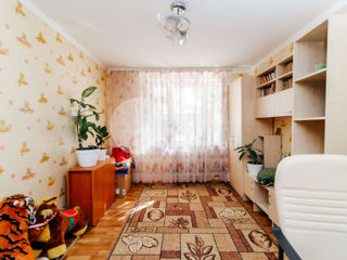 Apartament cu 2 camere, 53 m², Buiucani, Chișinău foto 5