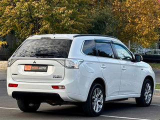 Mitsubishi Outlander foto 5