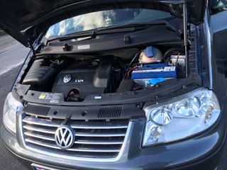 Volkswagen Sharan foto 6