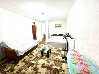 Apartament cu 1 cameră, 45 m², Buiucani, Chișinău foto 3