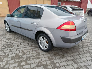 Renault Megane foto 3