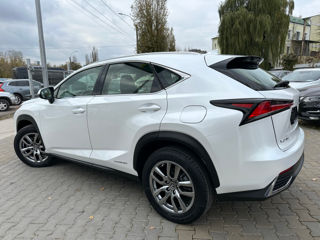 Lexus NX Series foto 2