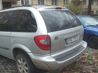 Chrysler Voyager foto 3