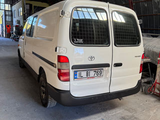 Toyota Hiace foto 3