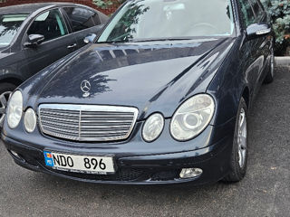 Mercedes E-Class foto 1