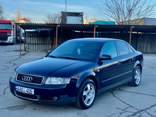 Audi A4 foto 2