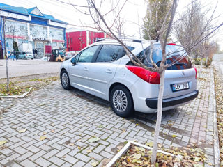 Peugeot 207 foto 3