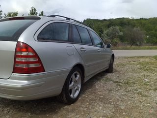 Mercedes C Class foto 4