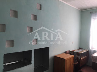 Vindem, casa cu suprafata 238 m2 si cu teren de 9.6 ari, com.codru foto 4