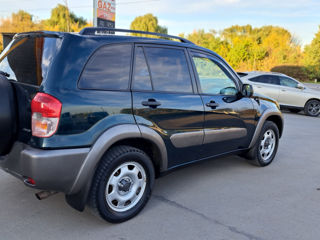 Toyota Rav 4 foto 3