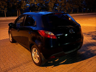 Mazda 2 foto 6