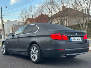 BMW 5 Series foto 6