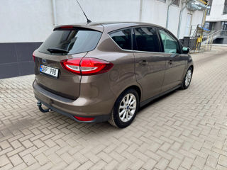 Ford C-Max foto 9