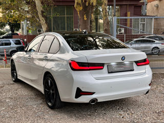 BMW 3 Series foto 8