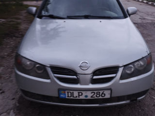 Nissan Almera foto 4