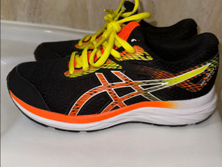 Ghete Asics 38 originale