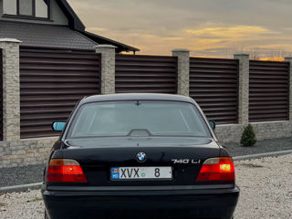 BMW 7 Series foto 2