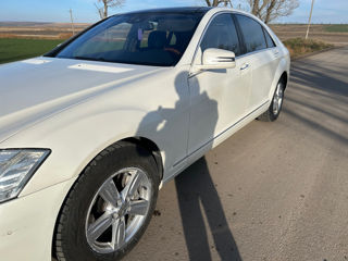 Mercedes S-Class foto 2