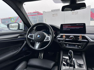 BMW 5 Series foto 16