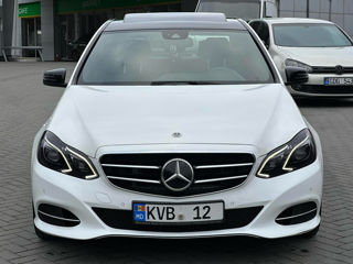 Mercedes E-Class foto 2