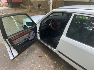 W124 după restaurare foto 7