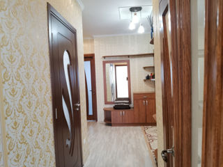 Apartament cu 2 camere, 70 m², Botanica, Chișinău foto 11