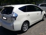 Toyota Prius + foto 3