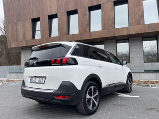 Peugeot 5008 foto 4