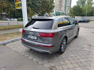 Audi Q7 foto 6