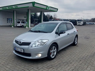 Toyota Auris foto 2