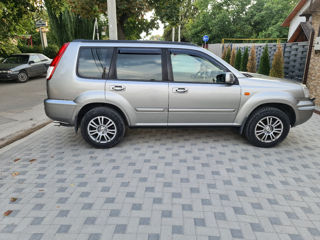 Nissan X-Trail foto 6