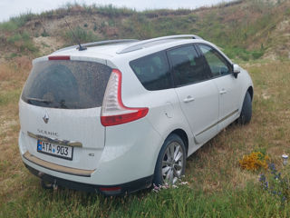 Renault Grand Scenic foto 3