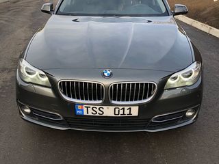 BMW 7 Series foto 1