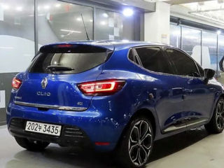 Renault Clio foto 2