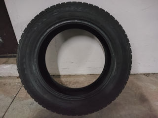 215/60 R17 4 anvelope 1200 lei foto 2