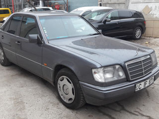 Mercedes E-Class foto 4