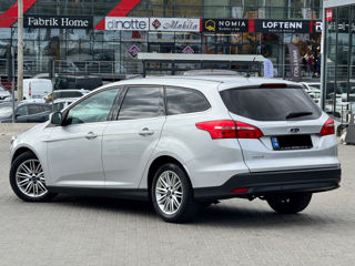 Ford Focus foto 2