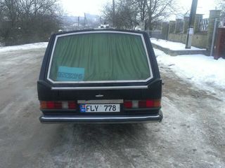 Mercedes Series (W123) foto 6